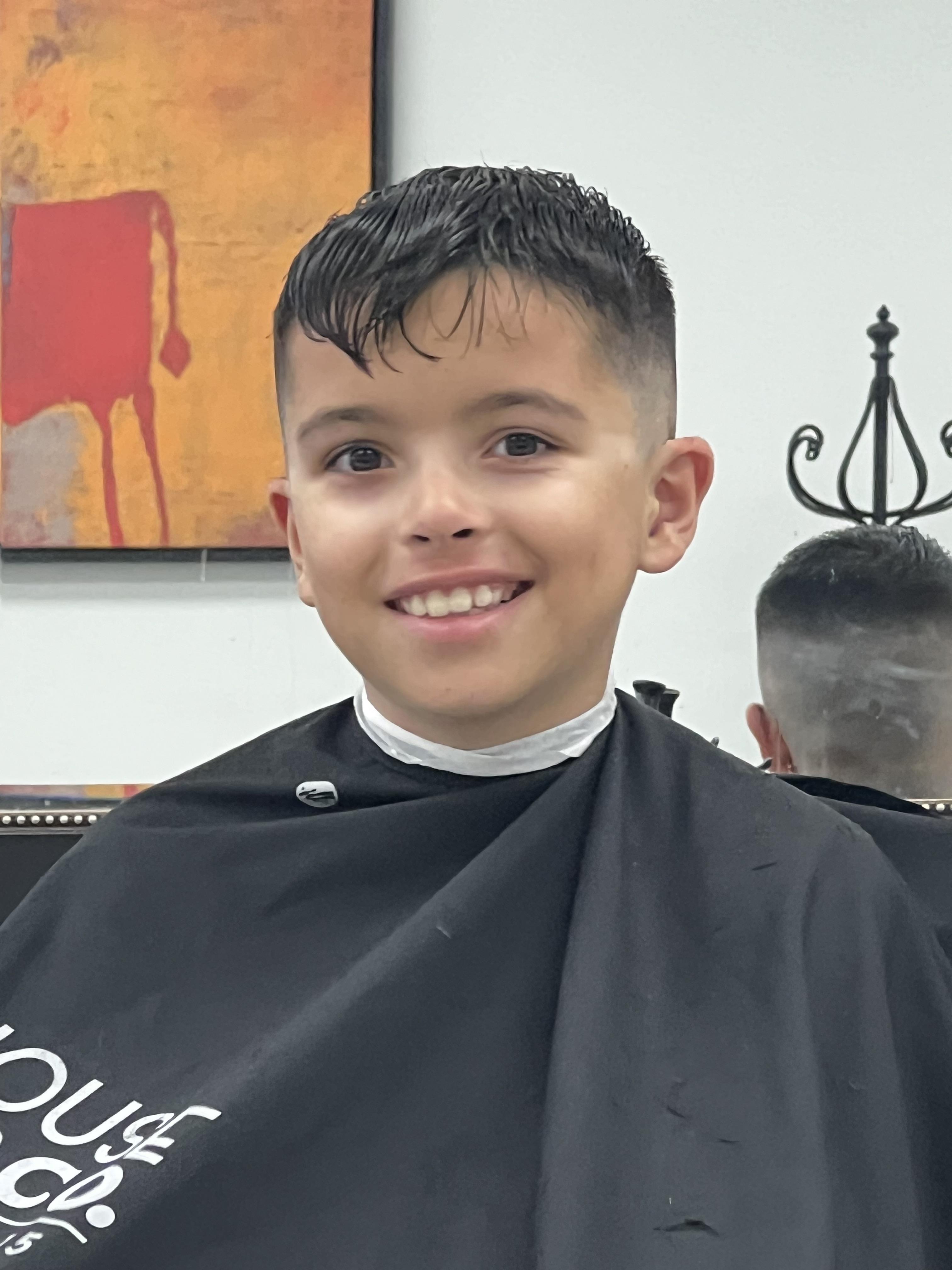 Pearland's Premier Barbershop for Haircuts, Shaves, & Men's Grooming