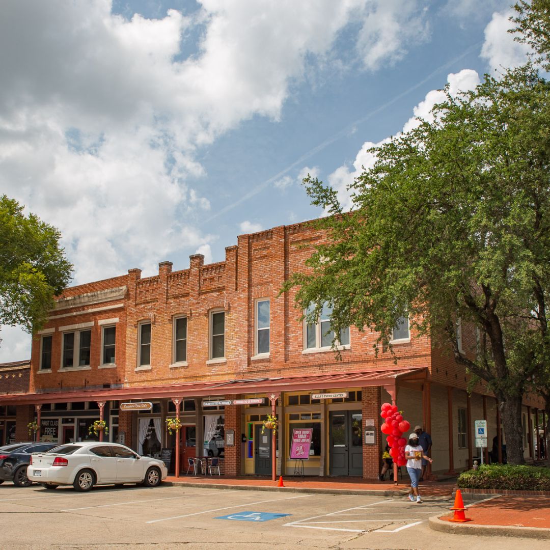 Lancaster, TX