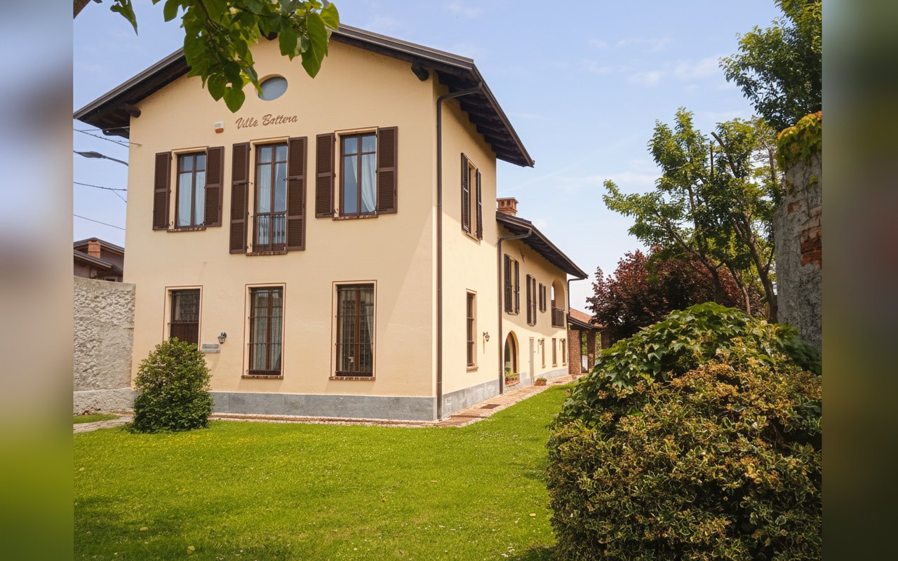 Il fianco della villa sul giardino