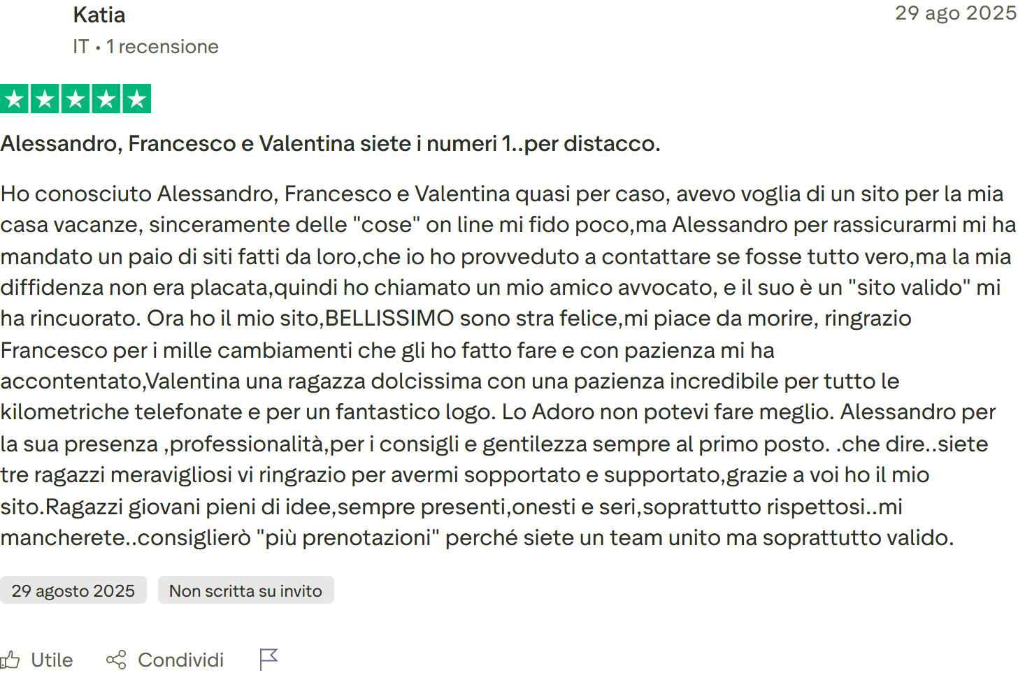 Recensione Trustpilot n. 52: Katia, 5 stelle, sito bellissimo, team presente, onesto e paziente