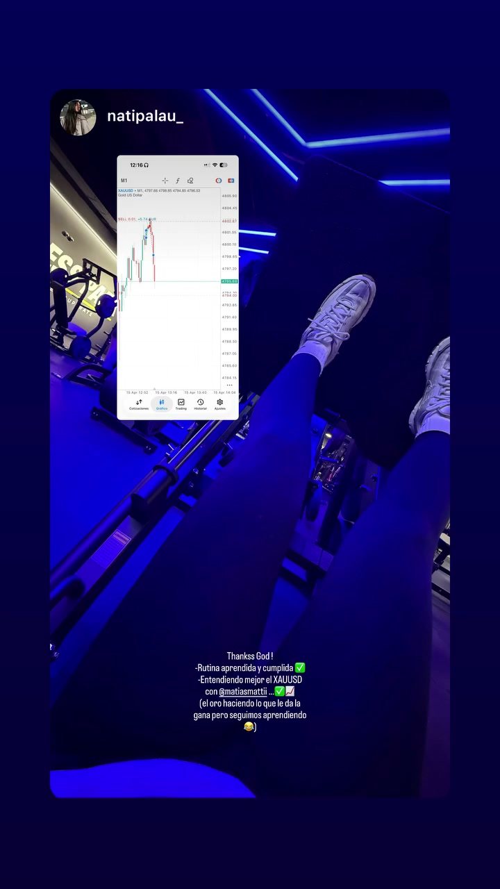 Historia de Instagram de Nati estudiando el oro