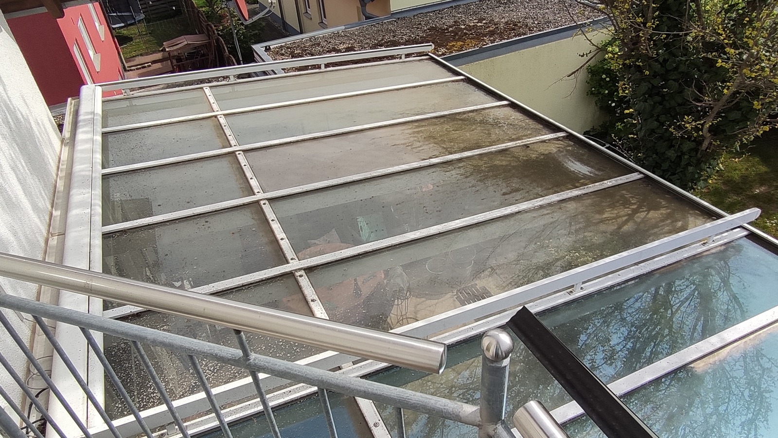 Fensterreinigung Vorher-Nachher 1