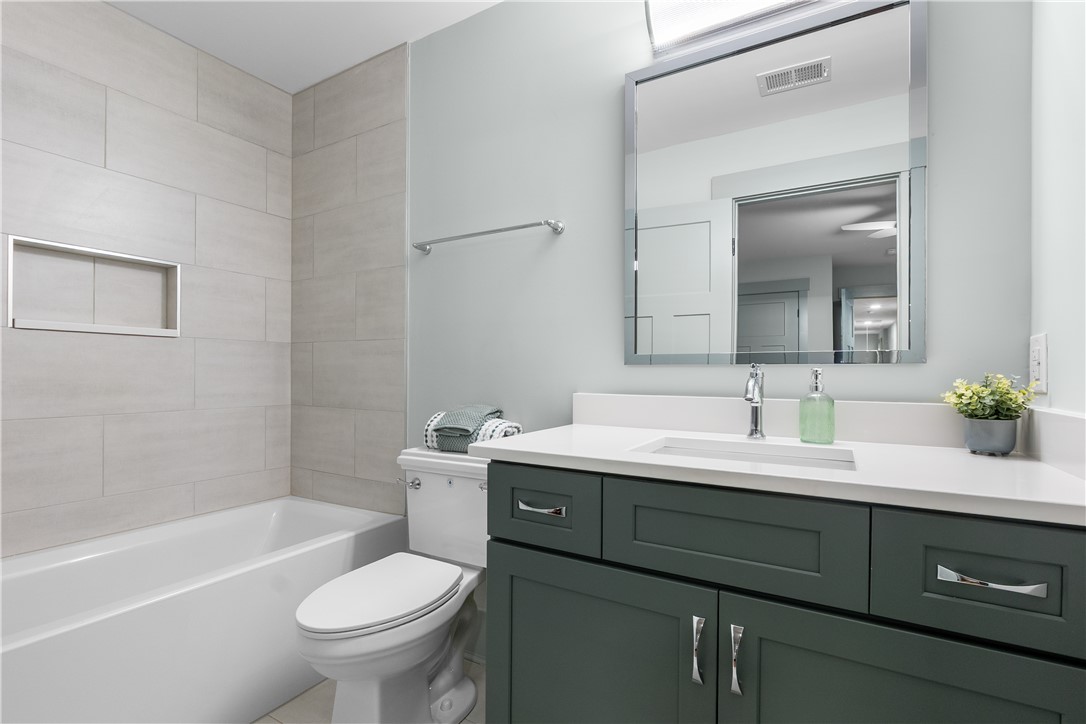 Bathroom tiled shower