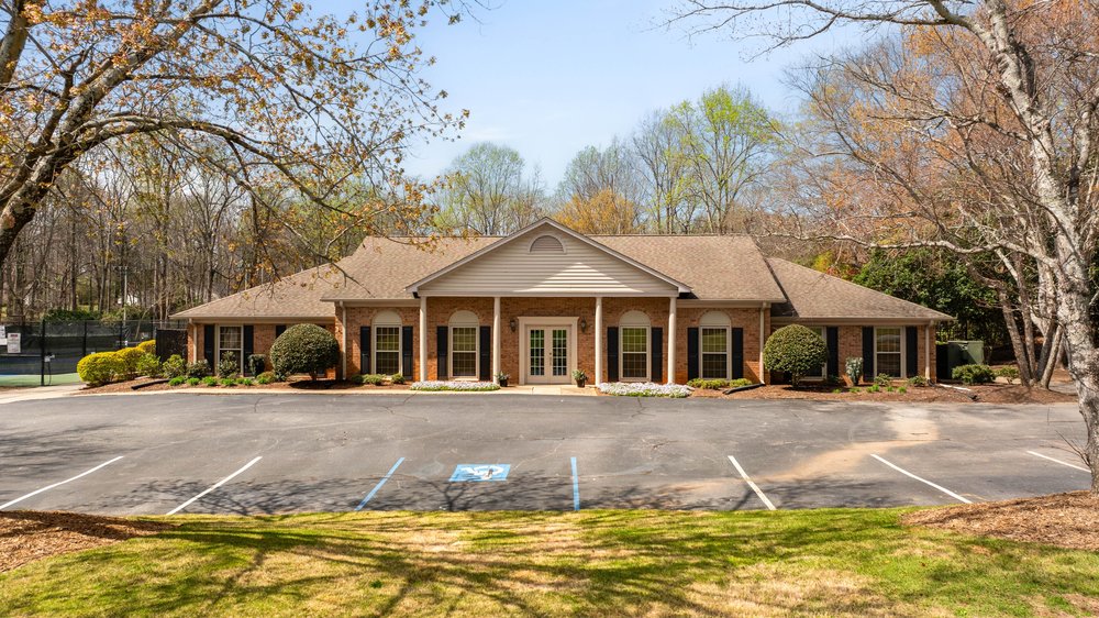 Neighborhood Clubhouse — 219 Oakwood Ct, Greenville SC