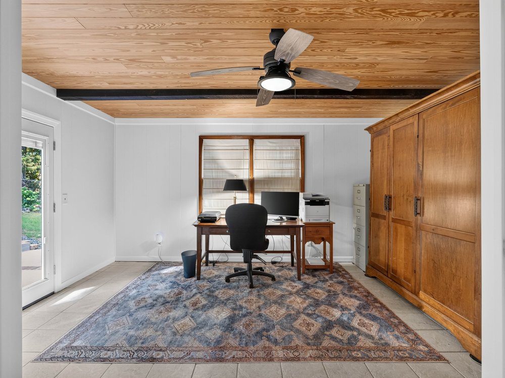 Office / Flex — 219 Oakwood Ct, Greenville SC