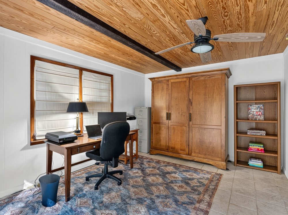 Office / Flex — 219 Oakwood Ct, Greenville SC