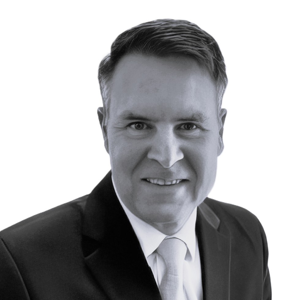 Vice‑Admiral (Ret'd) Ron Lloyd, Senior Associate