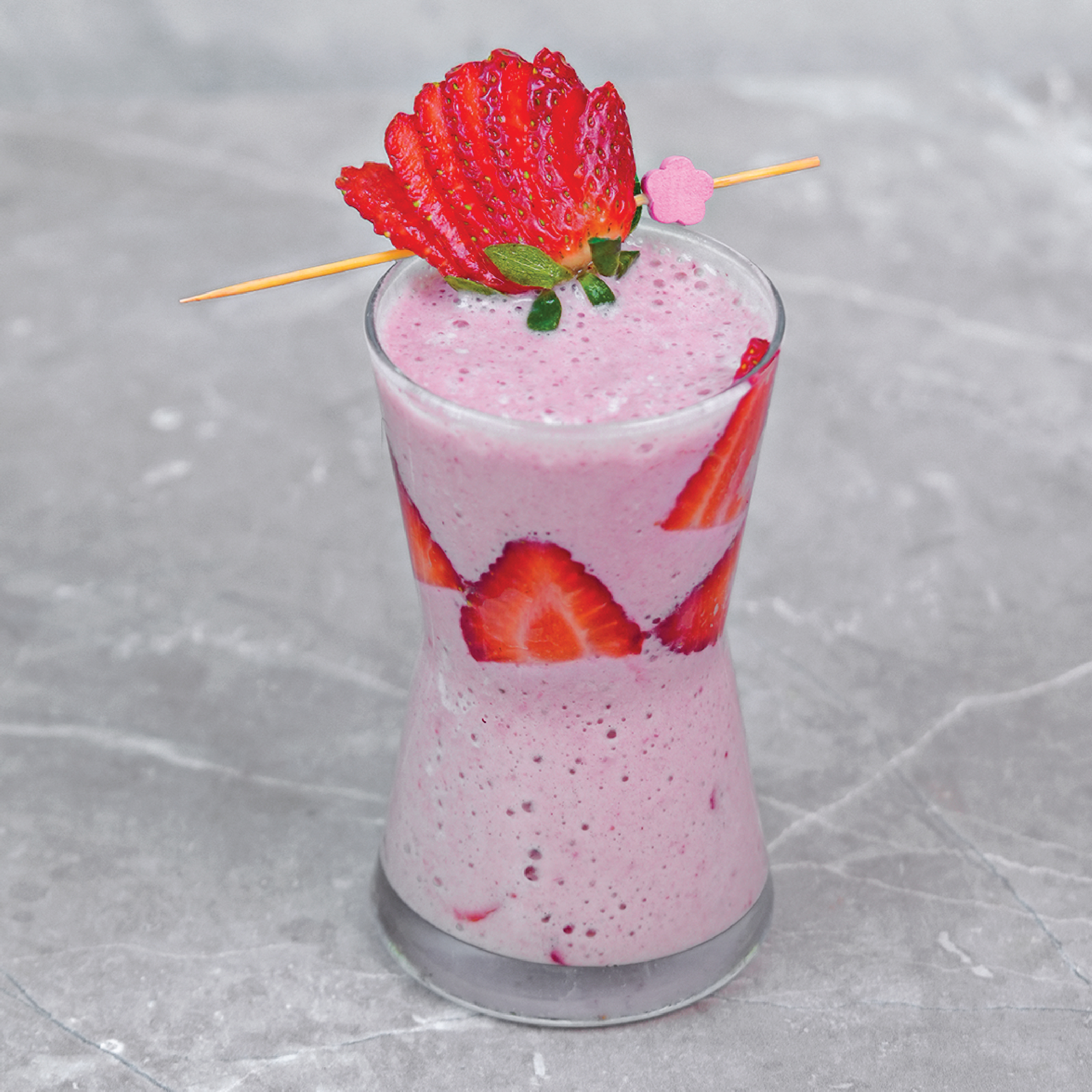 BANANA&STRAWBERRY