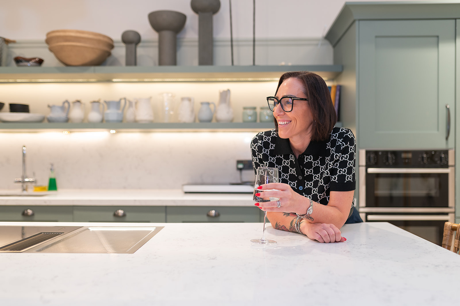 Rachael Hover providing digital marketing consultancy
