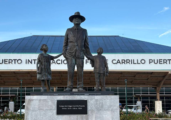 airport for tulum mexico