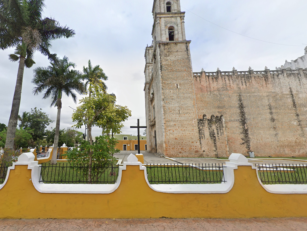 Main cathedral in valladolid mexico close to hotel san clemente
