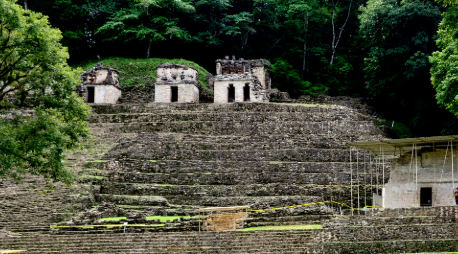 structure in bonampak in chiapas mexico structure in bonampak in chiapas mexico
