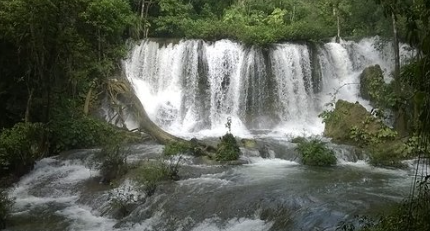 waterfall on rio lacanja while rafting