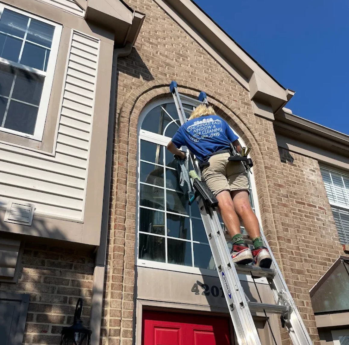 traditional window cleaning service in cincinnati