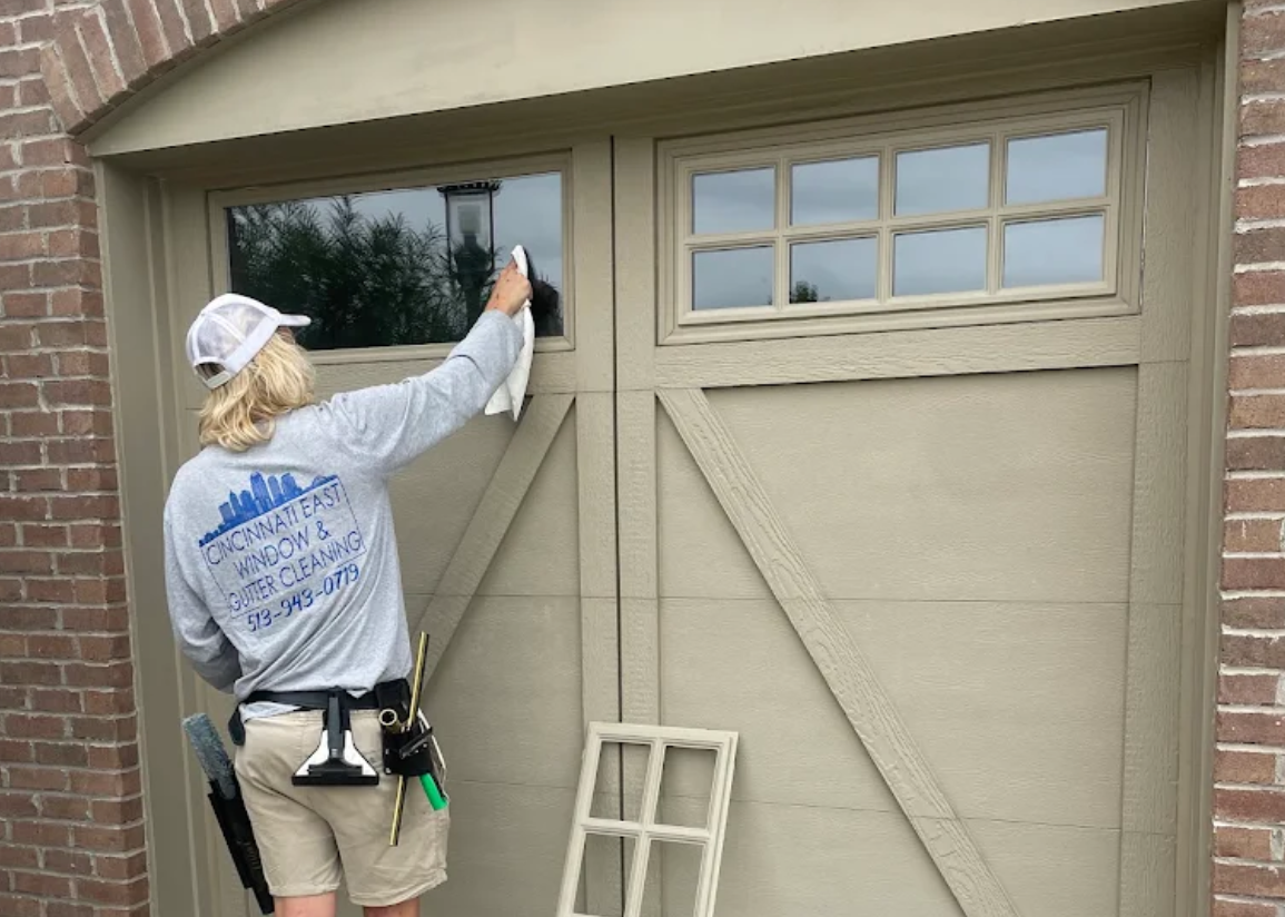 window cleaning by cincy east window and gutter cleaning