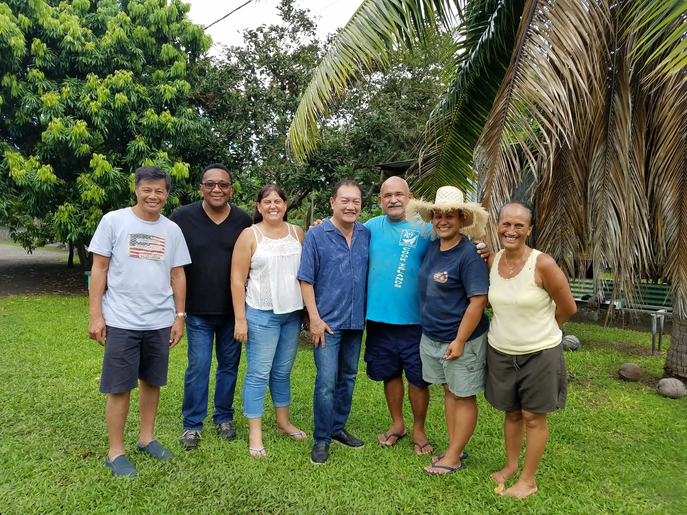 IslaGold Raw Nectar isolated product jar on transparent background