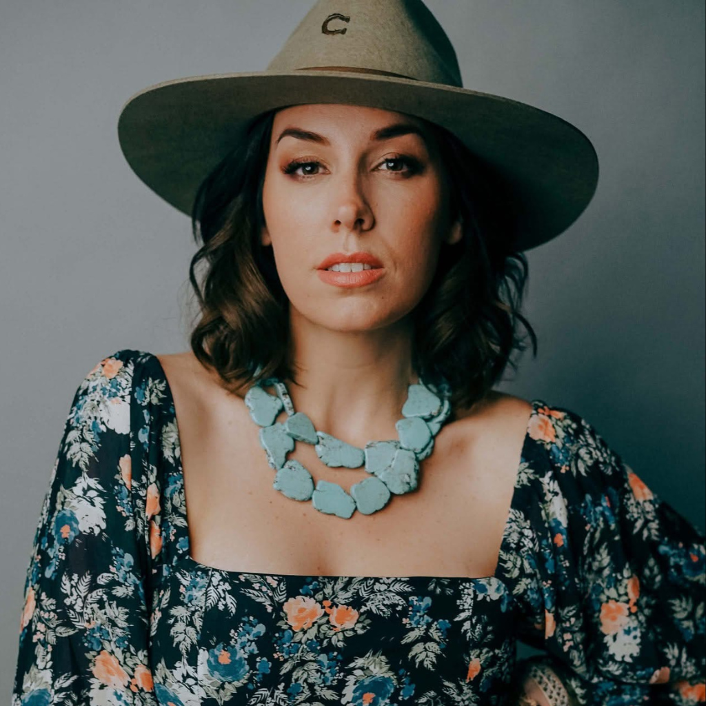 Lacy testimonial portrait