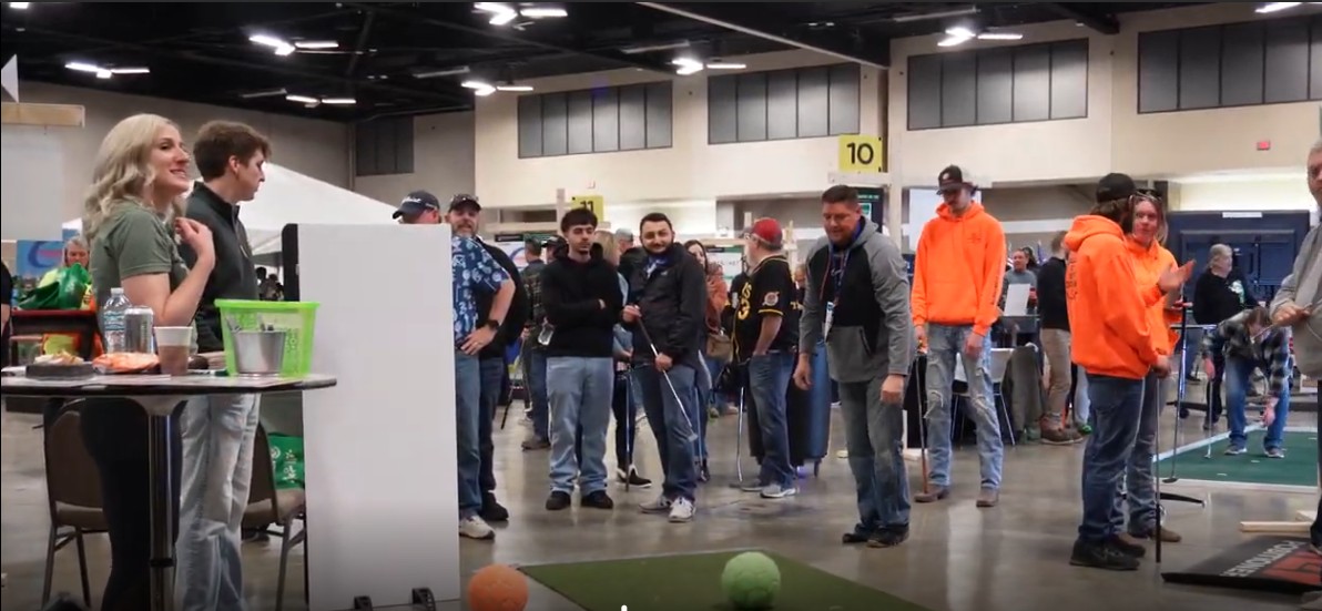 big brother big sisters putt a round event