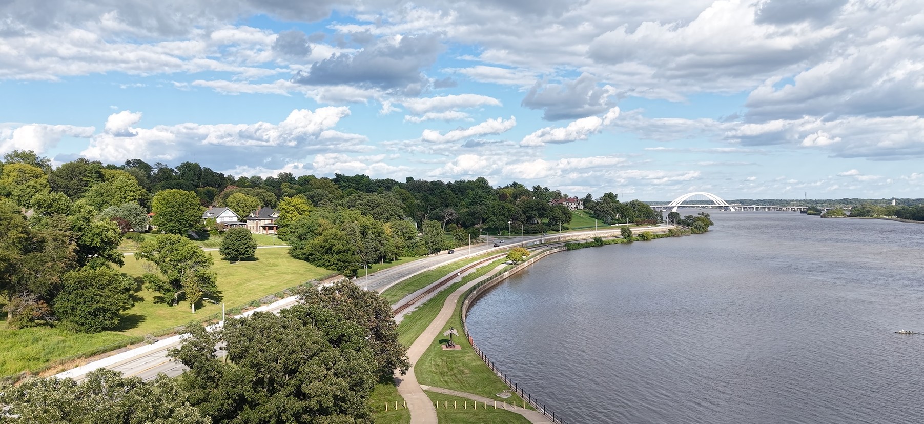 river drive davnport iowa