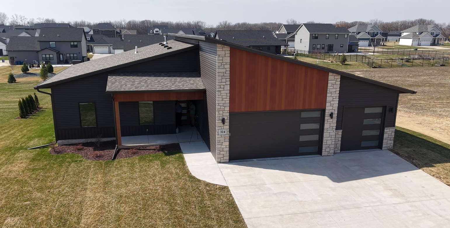 bettendorf iowa home