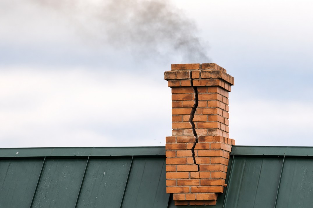 cracked chimney flue cracked chimney flue
