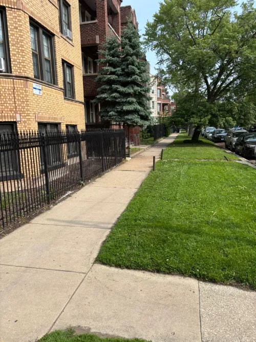 West Ridge Lawn Maintenance
