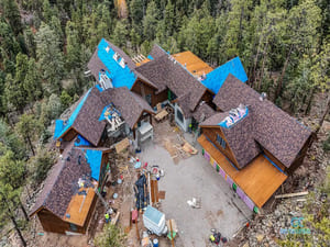 {{ custom_values.service_3 }} in {{custom_values.area_3})