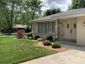 Mulch Install in Frankfort, IL