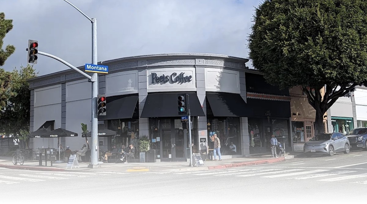 Peet's Coffee on Montana Avenue, Santa Monica Peet's Coffee on Montana Avenue, Santa Monica