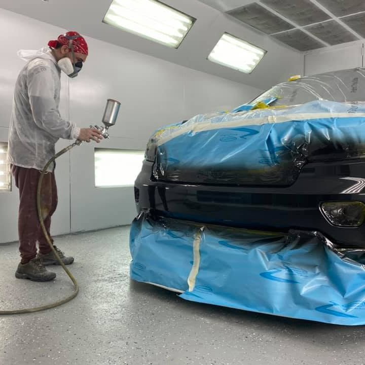 Auto body shop bay at New Auto Body Shop Inc, Newark, NJ