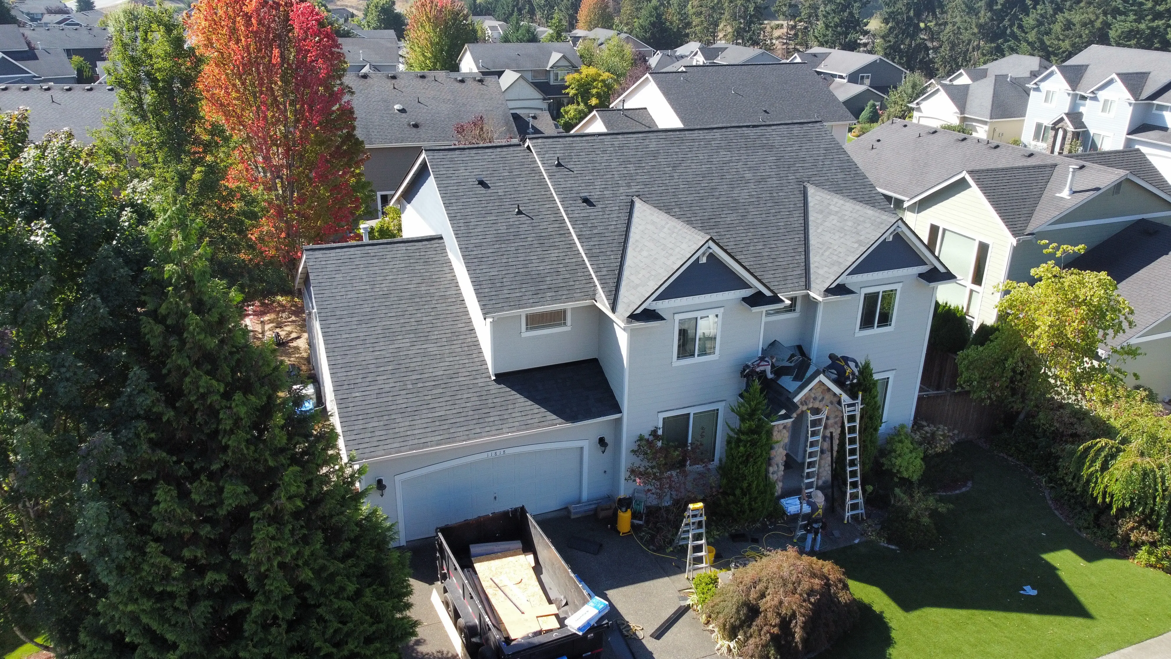 emergency roof repair Spanaway