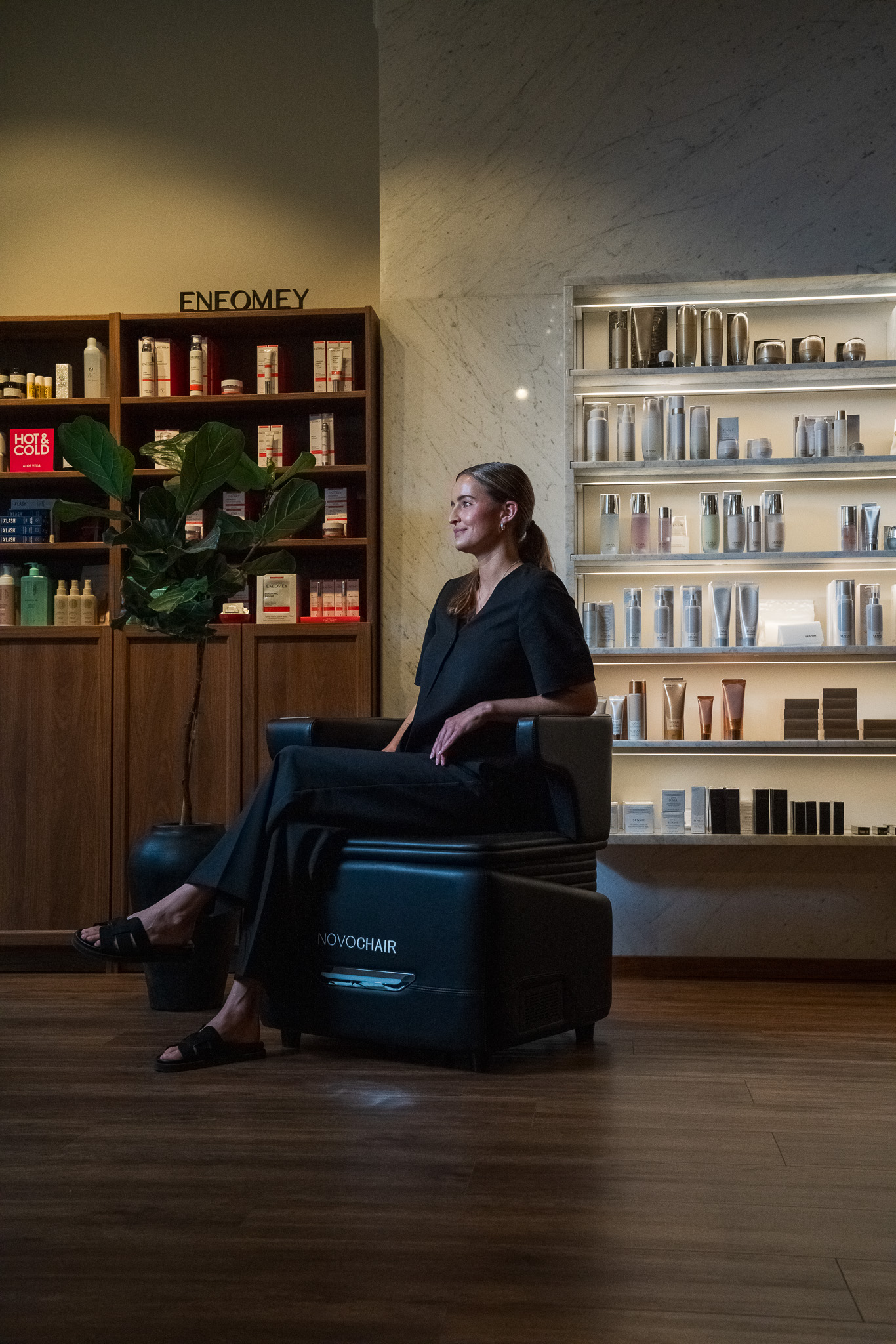 Kund hos Noir Glow Skin i Eskilstuna