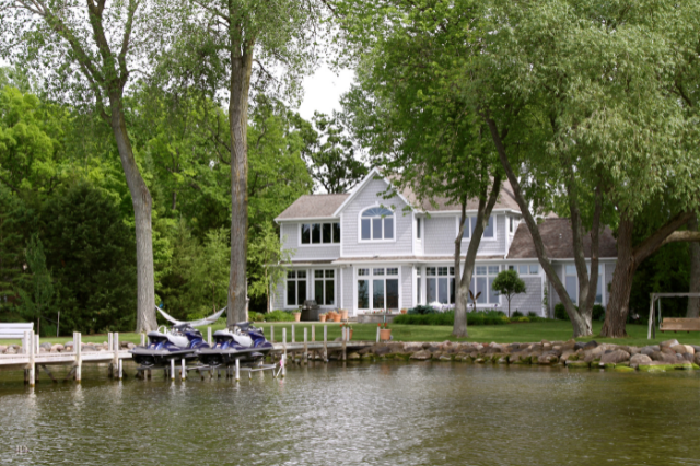Lake house, vacation rental