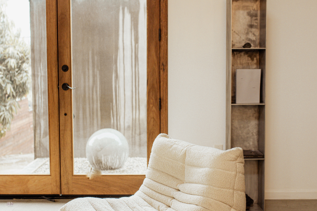 cozy vacation rental chair cozy vacation rental chair