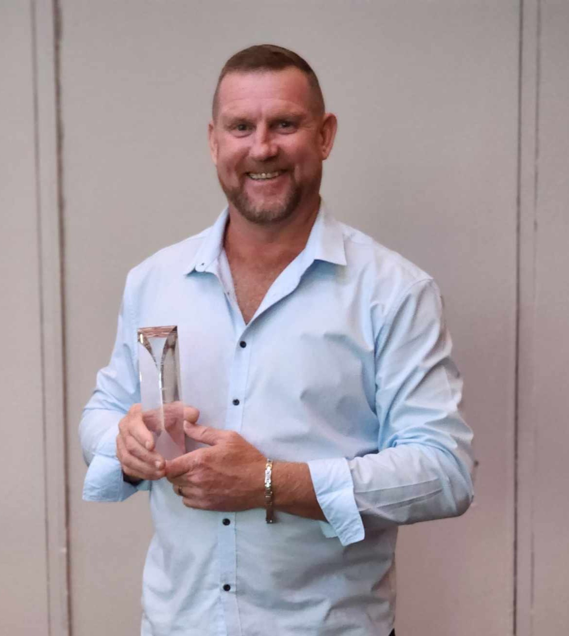 Simon Davis — The Profitable Fencer