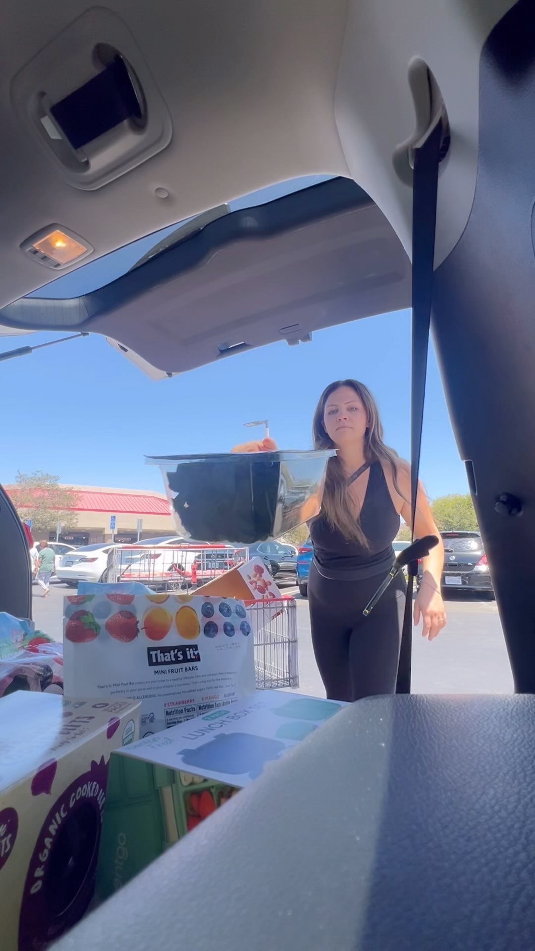 Chelsea Juels (@the_holistic_schoolpsych) Instagram reel: A kind encounter at Costco