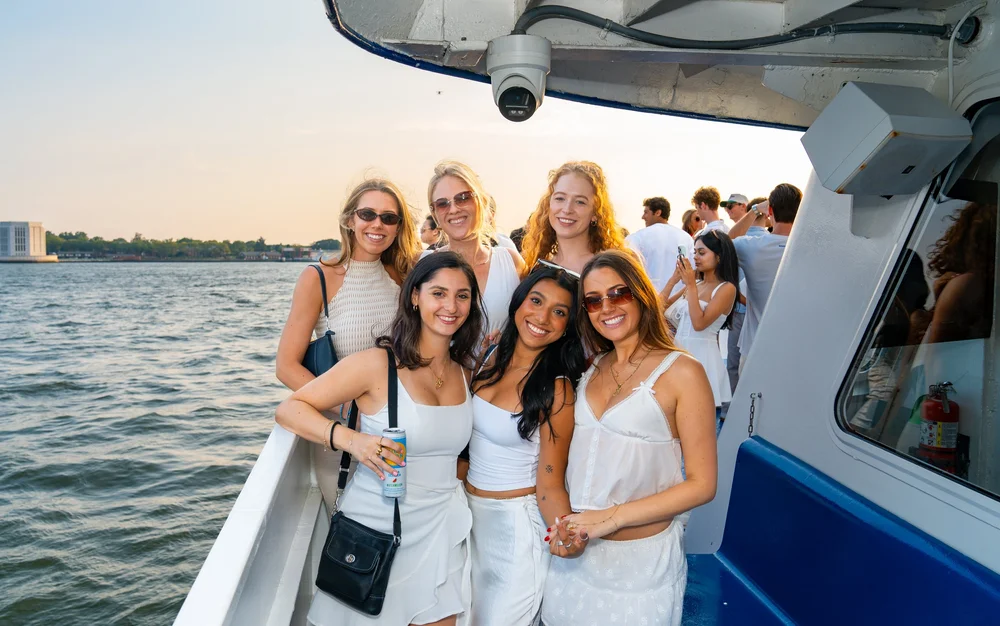Luxury party yacht NYC nightlife cruise with cash bar and DJ