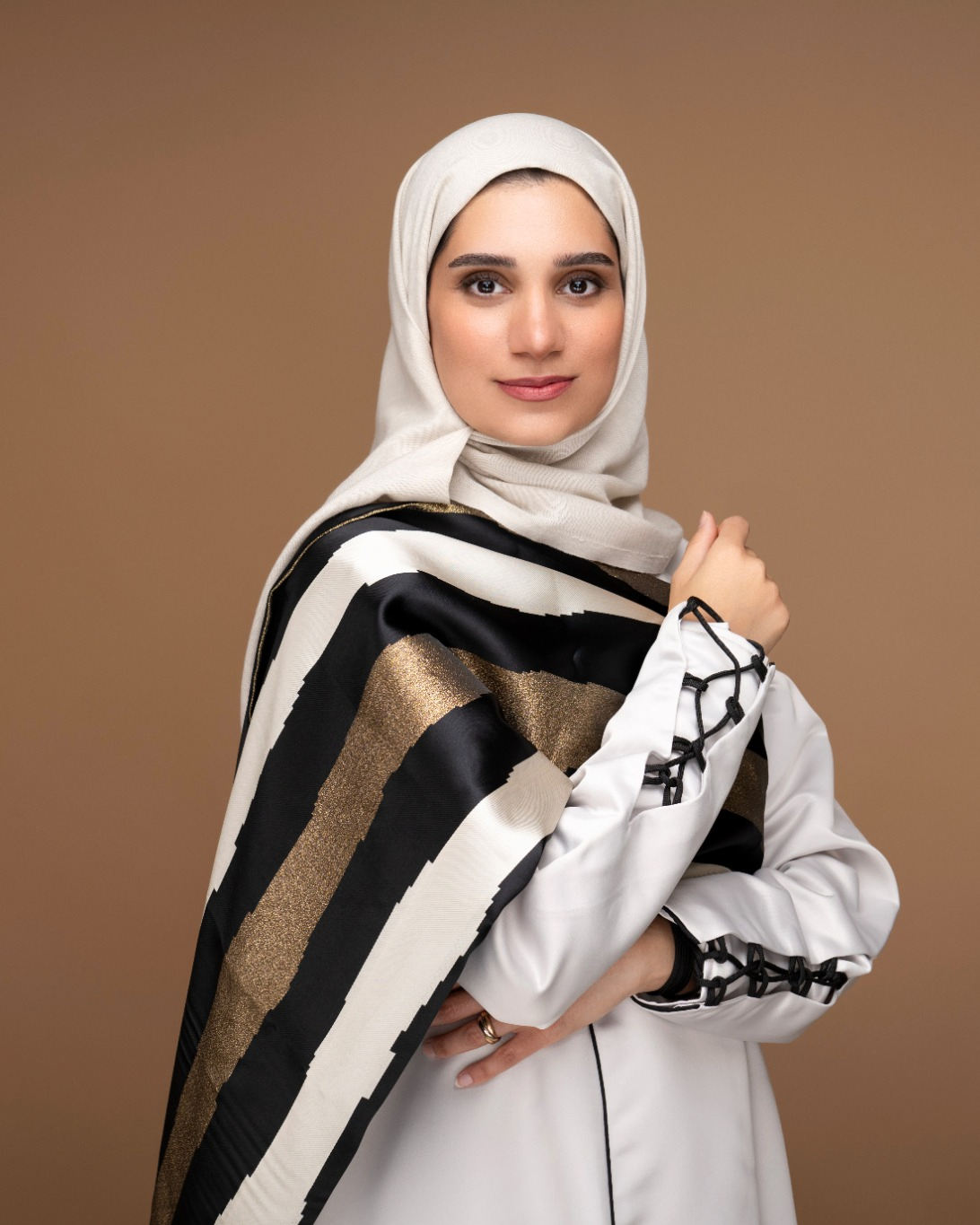 مرحلة الحضور — التصوير الشخصي في استيديو مُحيّا الكويت