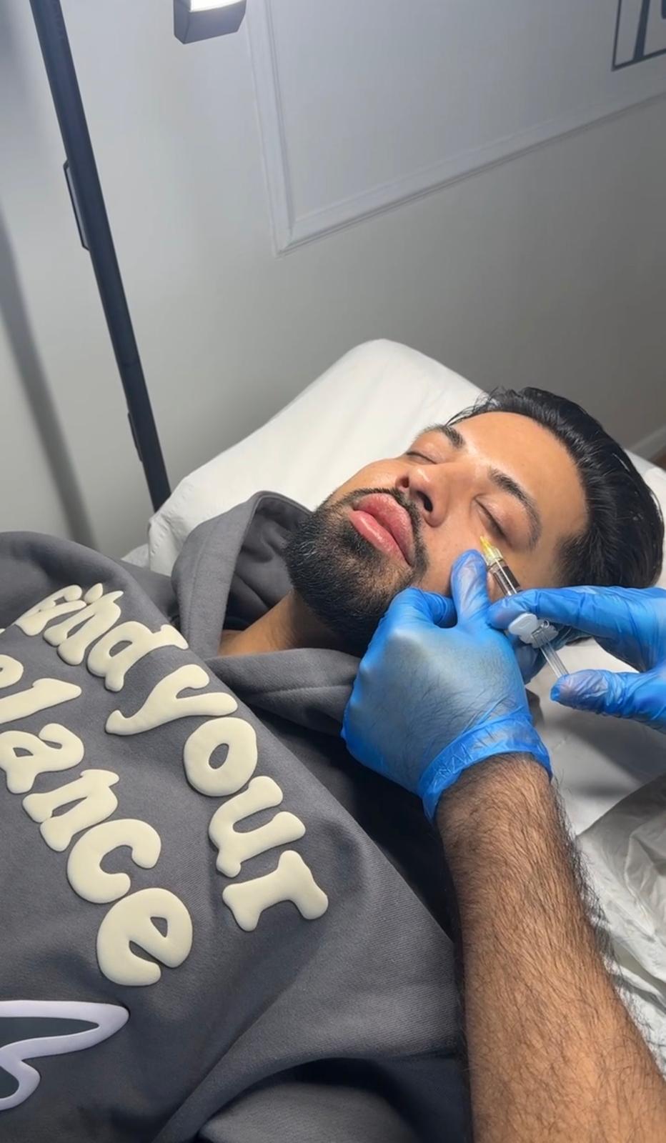 Client receiving a treatment at SR Aesthetics