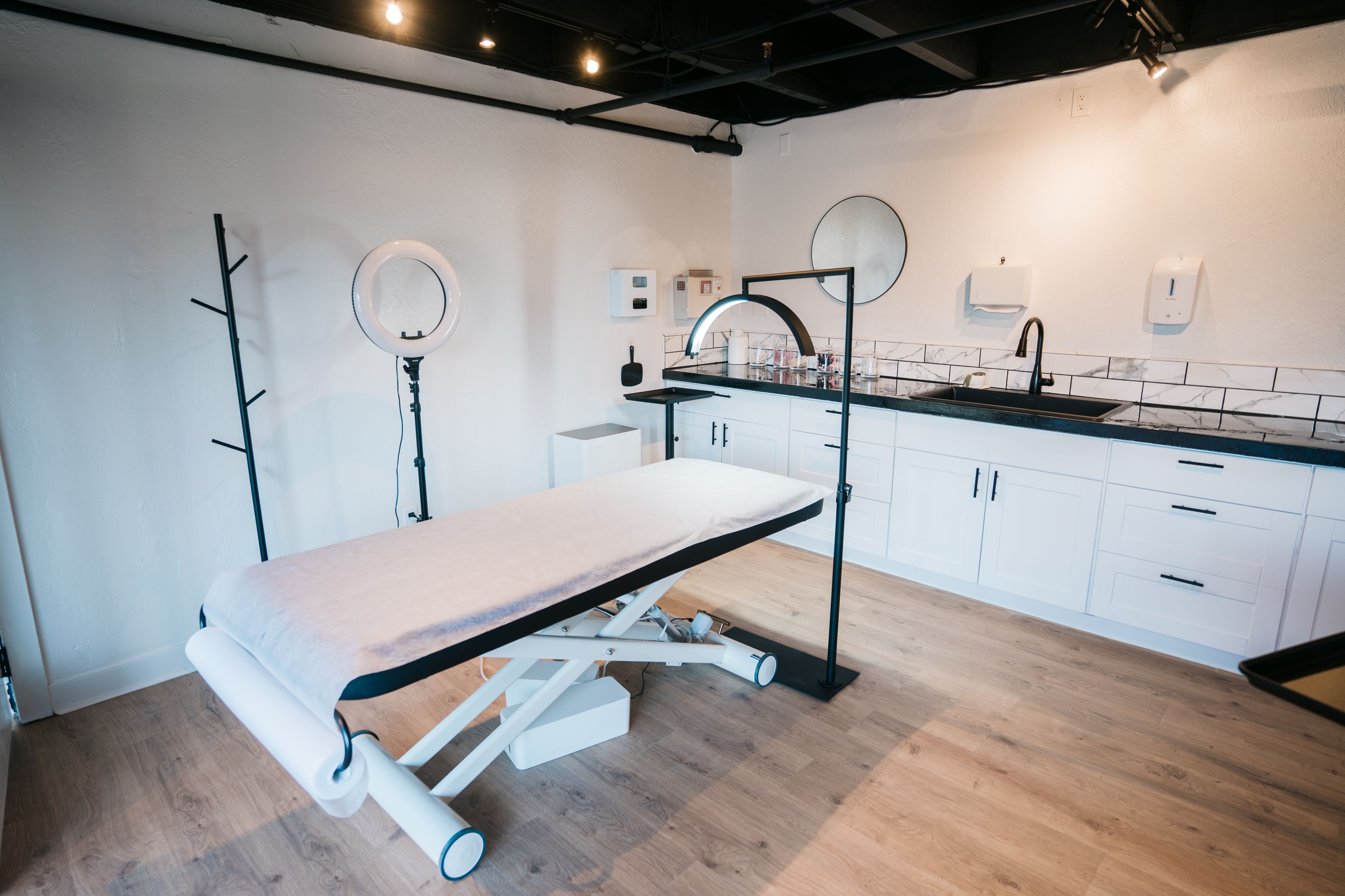 Aesthetic clinic treatment room