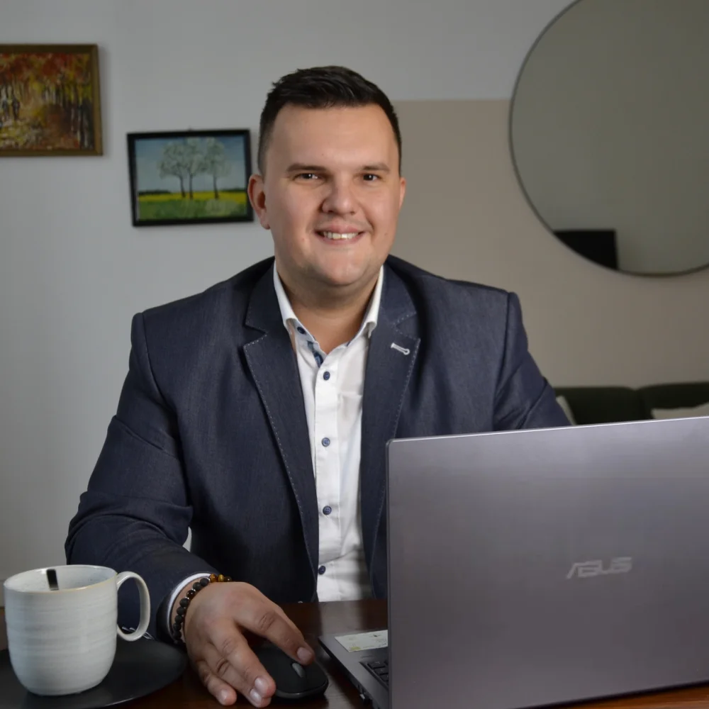 Első találkozó és helyzetelemzés