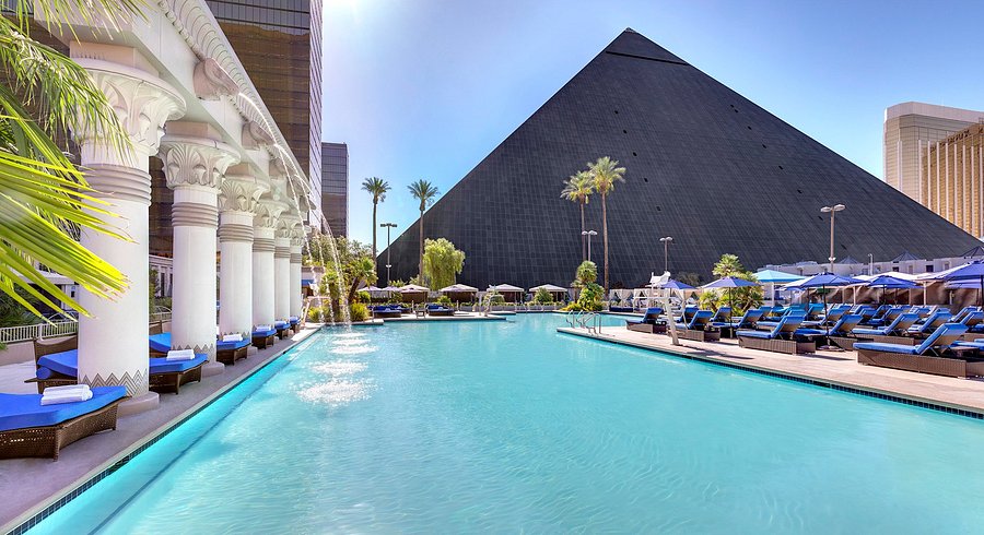 Luxor Hotel