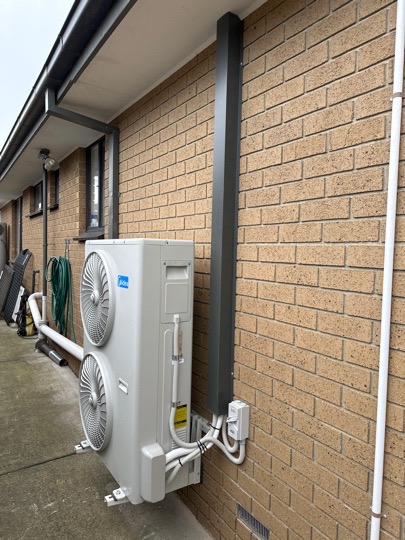 HP Energy battery storage setup in Queensland