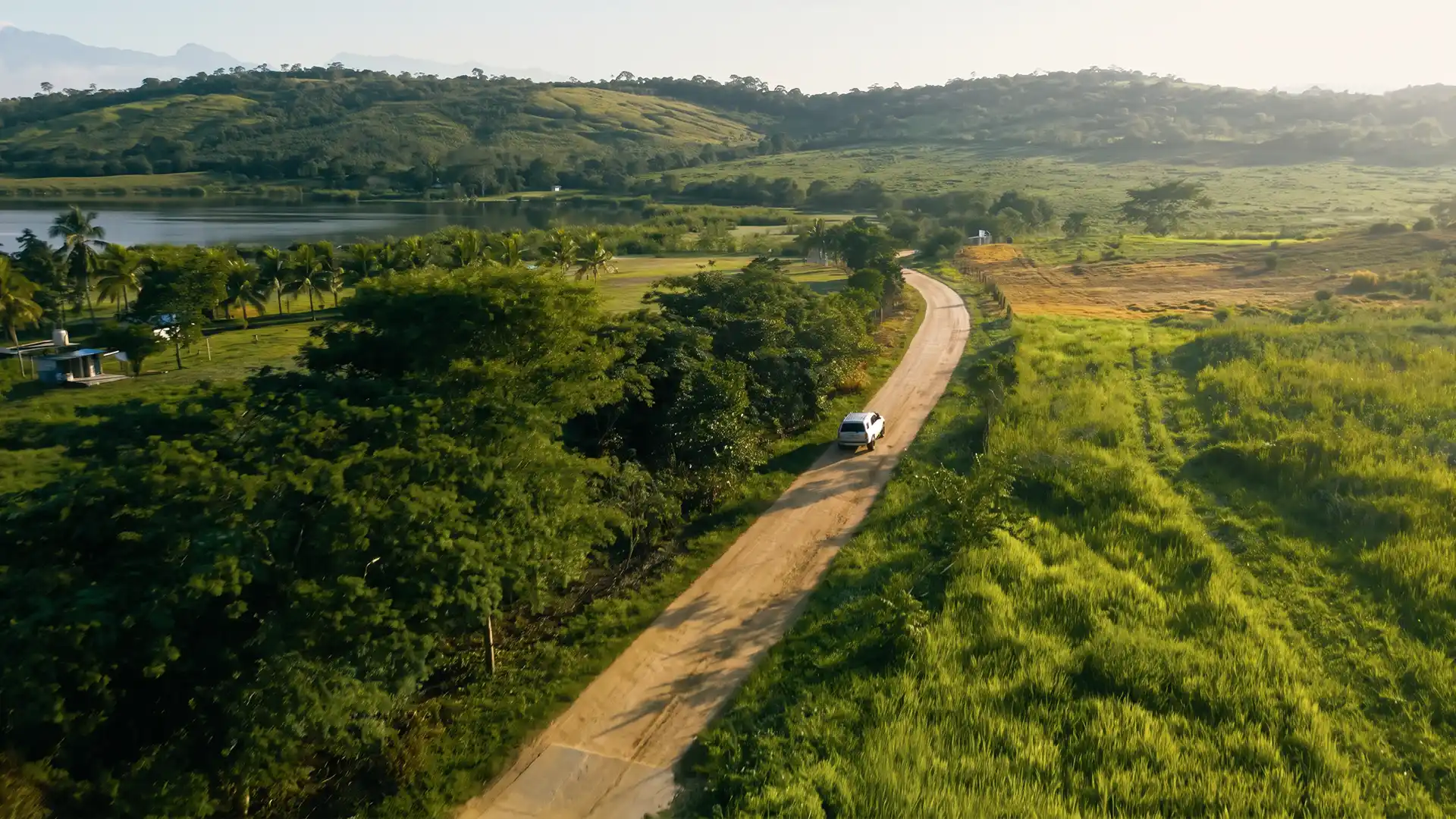 Laguna Ricuricocha frente a Prana Lagoons