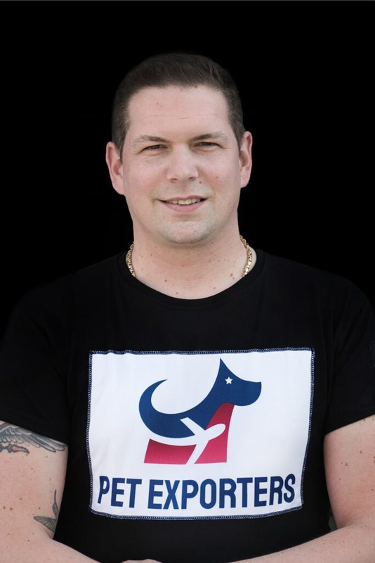 Slavko — flight nanny specijalizovan za transatlantske letove, transport pasa Srbija SAD