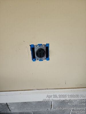 {{ custom_values.service_3 }} in {{custom_values.area_4})