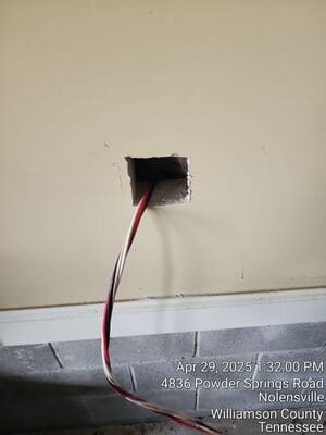 {{ custom_values.service_1 }} in {{custom_values.area_3})