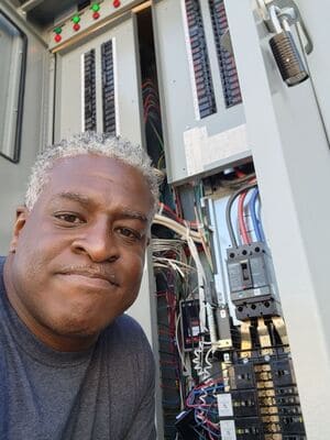 {{ custom_values.service_2 }} in {{custom_values.area_6})