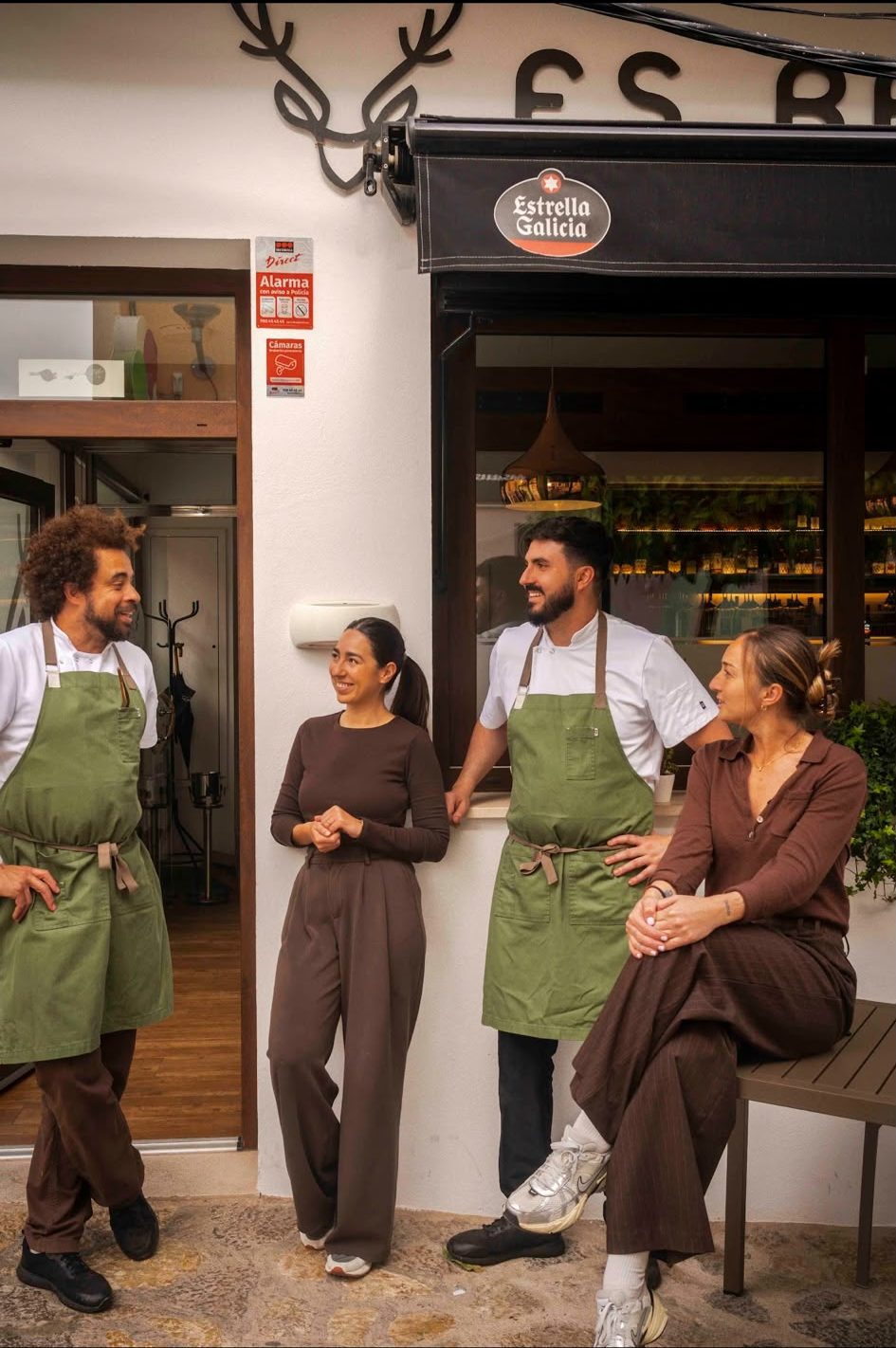 Equipo de ES REFUGI