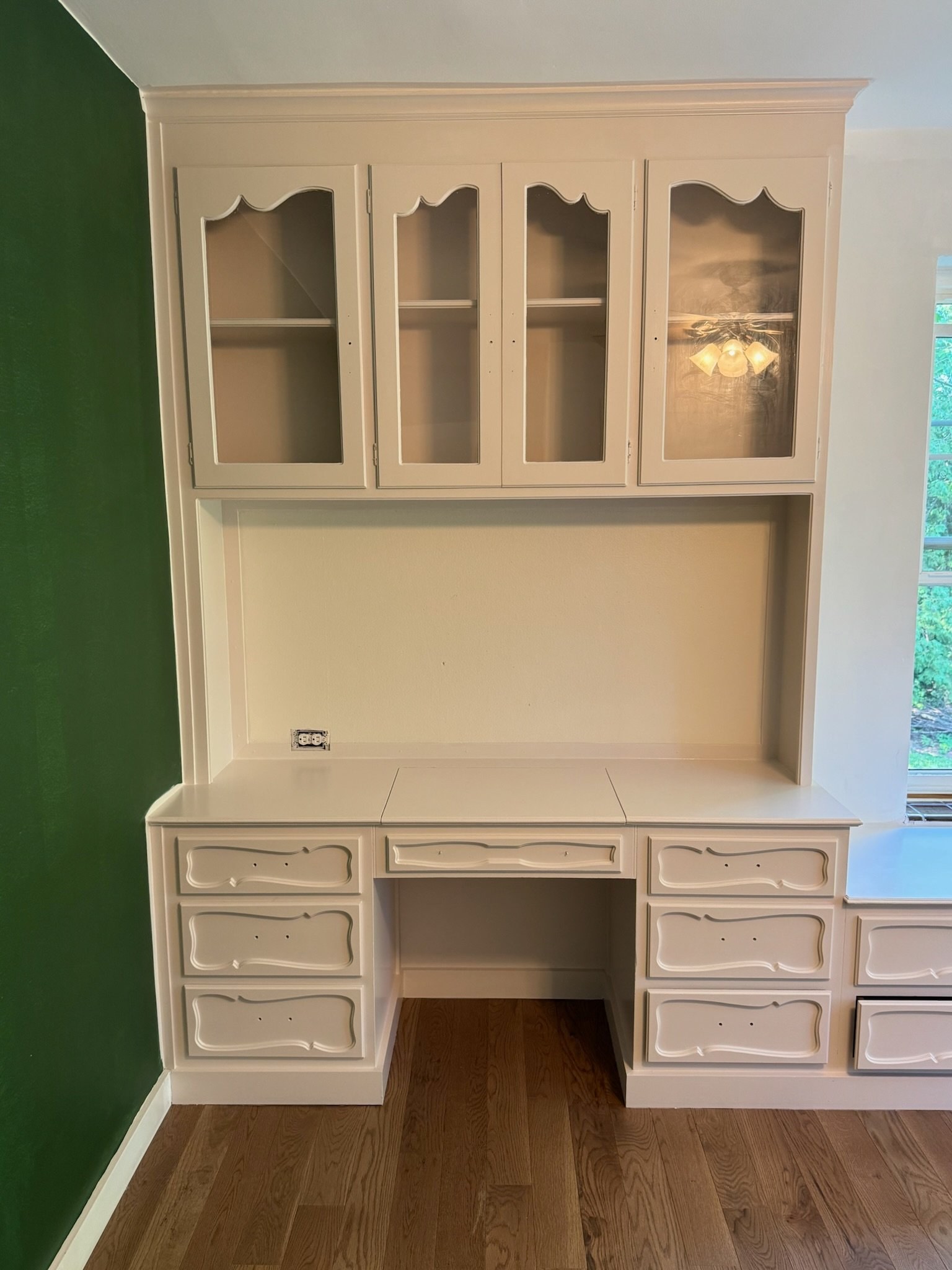 Built-in desk and cabinets painted white after cabinet painting by Gwyn & Sons Built-in desk and cabinets painted white after cabinet painting by Gwyn & Sons